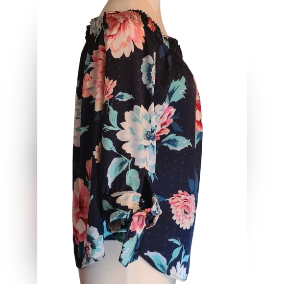 7th Avenue size M navy blue top - Picture 2 of 10